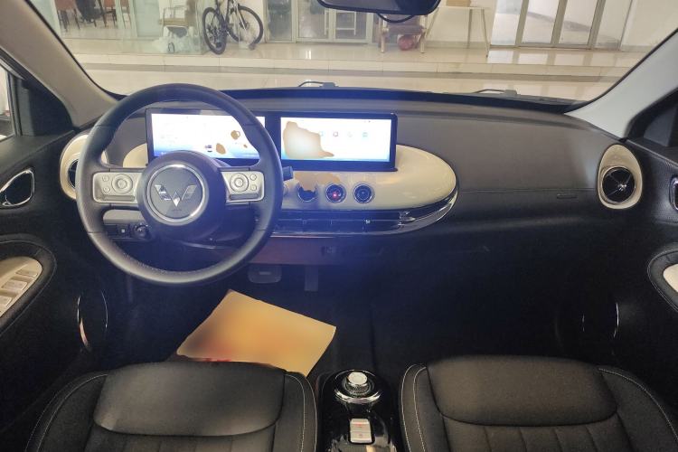 Used Wuling Bingo 2023 410 km Lingxi Deluxe Edition