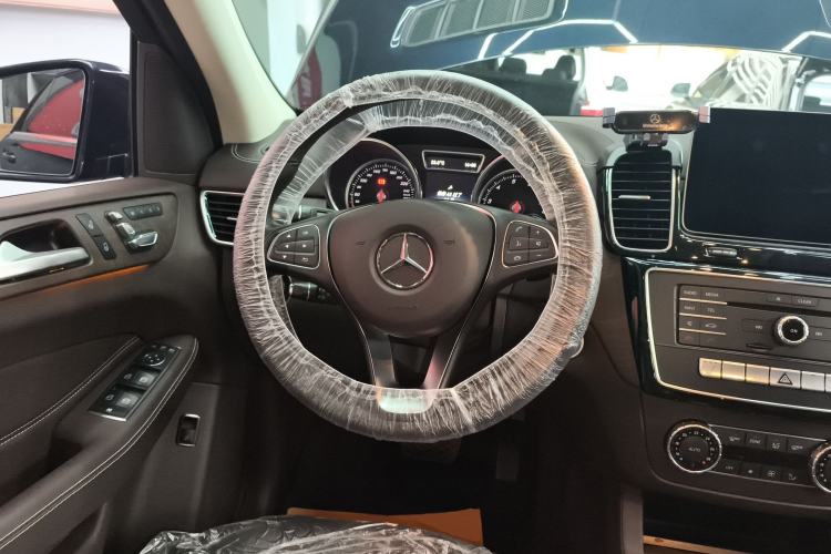 Used Mercedes-Benz GLE 2017 GLE 400 4MATIC Steering Wheel