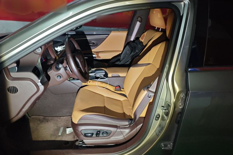 Used Lexus ES 2020 200 Excellence Edition