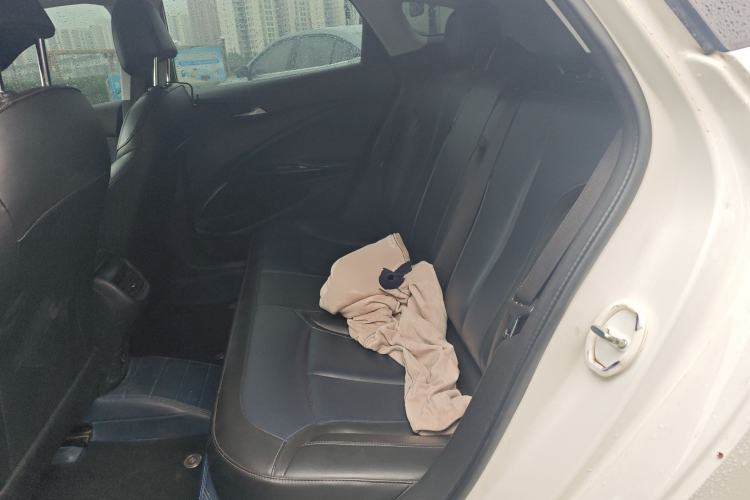 Used Buick Velite 6 2020 Plug-in Hybrid Connected Fashion Model
