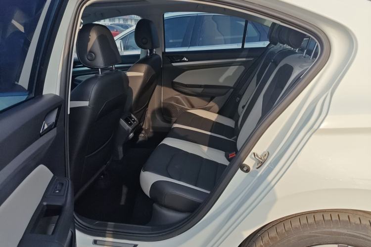 Used Volkswagen Bora 2023 300TSI DSG Prestige Edition
