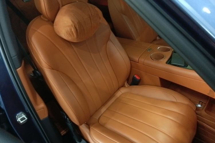 Used Hima AITO M7 2026 Model Range-Extending Ultra All-Wheel Drive 5-Seater Version Right Front Seat