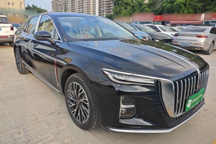 Used Hongqi H5 2025 2.0T Automatic Flag Edition – 500 000 Units Commemorative Version
