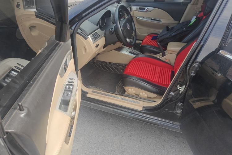 Used Buick Excelle 2013 1.5L Automatic Classic Model