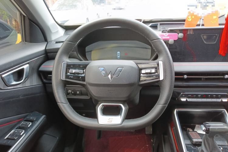 Used Wuling Alvez 2022 1.5T CVT Trendy & Cool Edition

