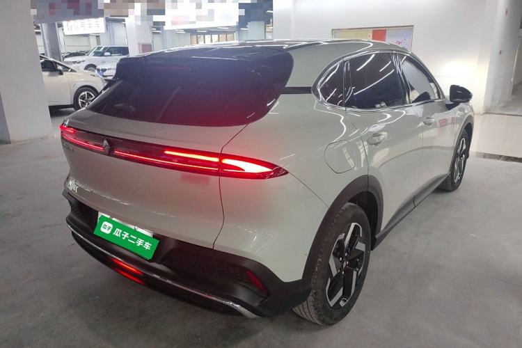 Used Baojun Yunhai 2024 140km Plug-in Hybrid Version Exterior 5