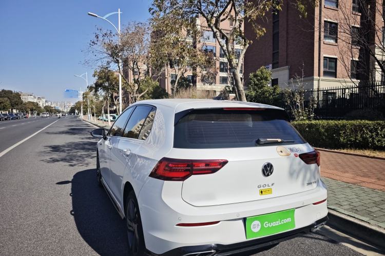 Used Volkswagen Golf 2023 Facelift 280TSI DSG R-Line Lite
