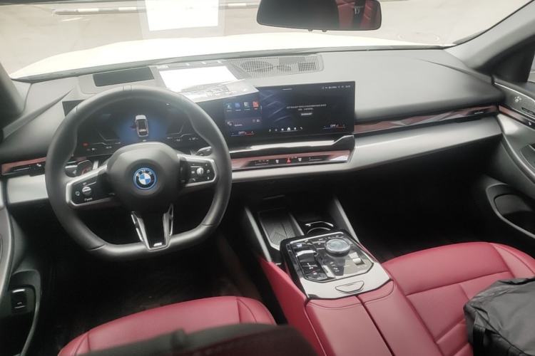 Used BMW i5 2025 eDrive 40L M Sport Package