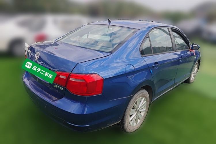 Used Volkswagen Jetta 2013 1.4L Manual Comfort Model
