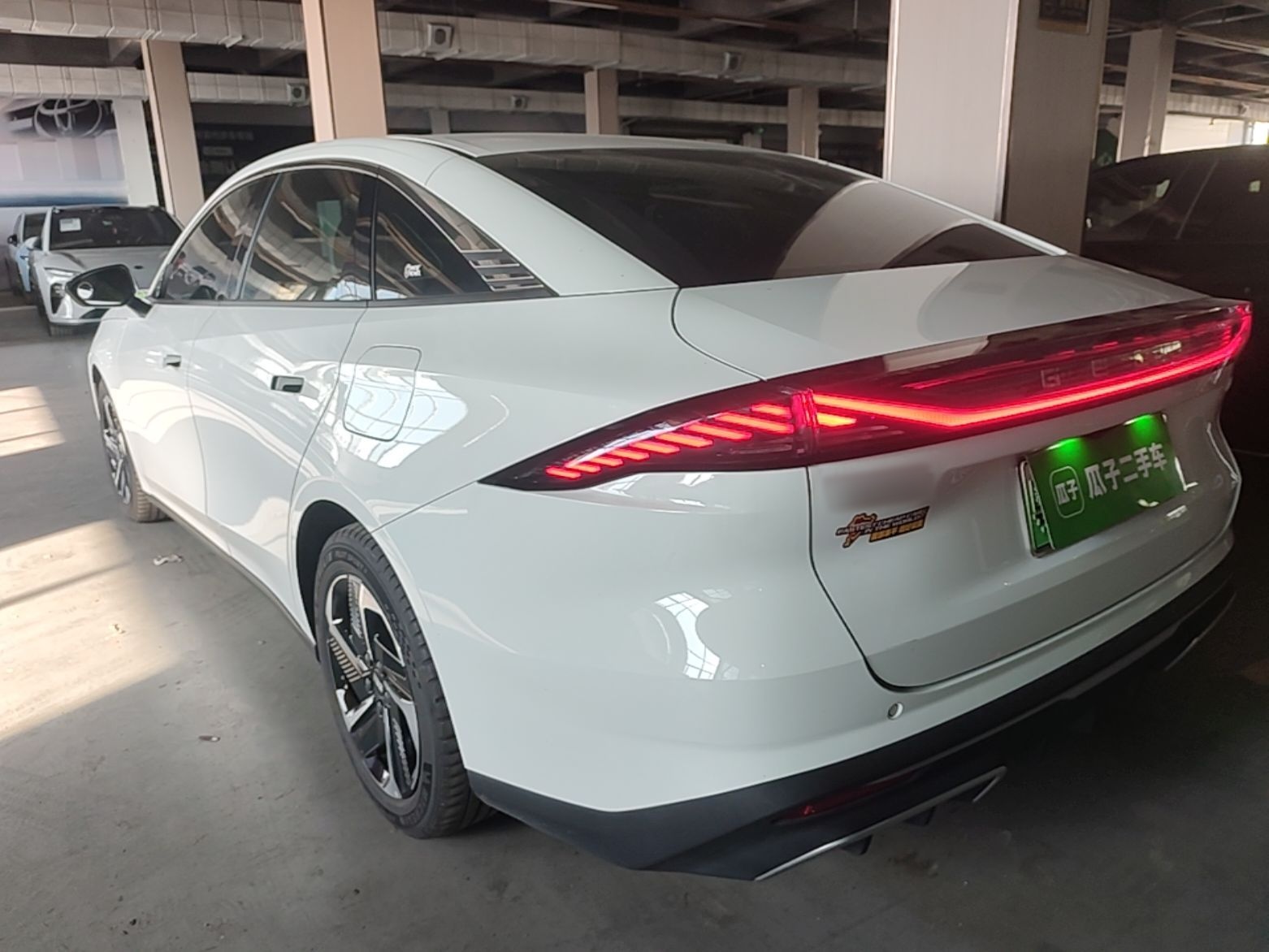 Geely Galaxy L6 2023 125km PLUS — снимка 4