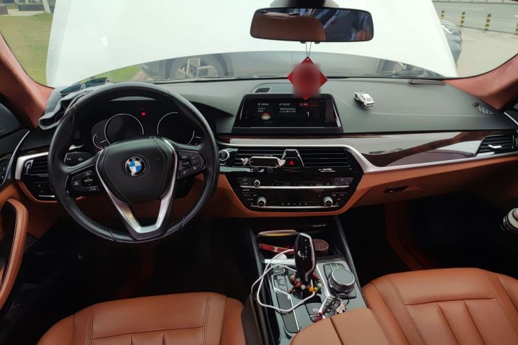 Used BMW 5 Series 2018 528Li Launch Special Edition Center Console