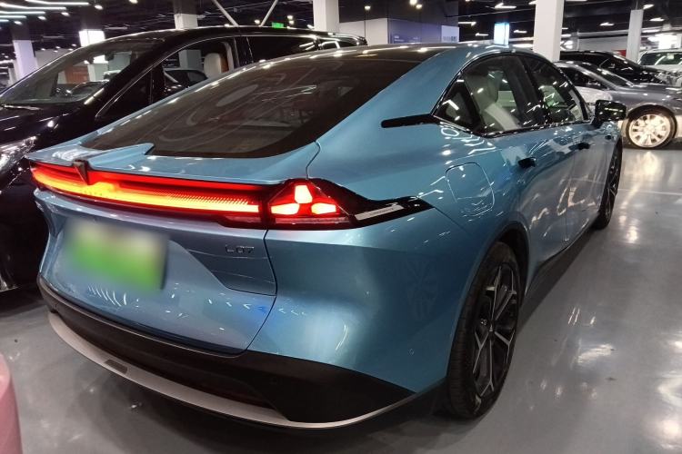 Used Deepal L07 2024 230Max Qiankun Intelligent Driving ADS SE Range-Extended Version Rear Right 45 Deg