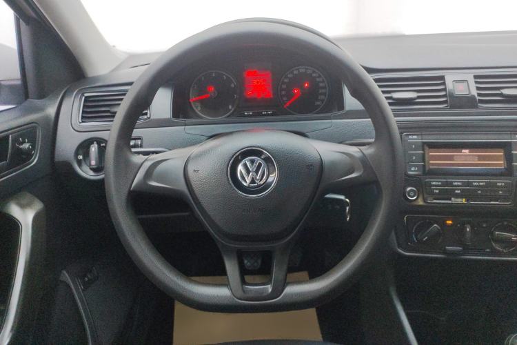 Used Volkswagen Santana 2016 1.4L Manual Fashion Edition