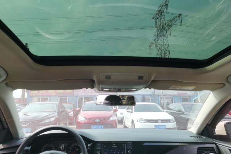 Used Volkswagen Lavida 2018 Hatchback 200TSI DSG Comfort Edition China V Standard Headliner