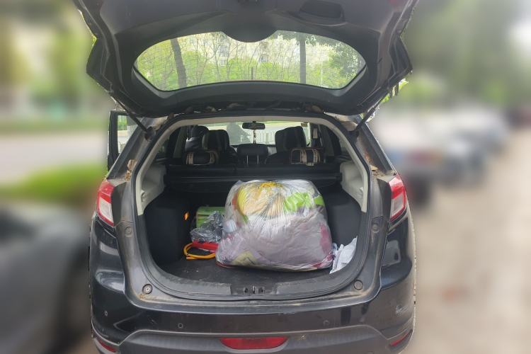 Used GAC Trumpchi GS5 2013 1.8T Manual Two-Wheel Drive Elite Edition Trunk