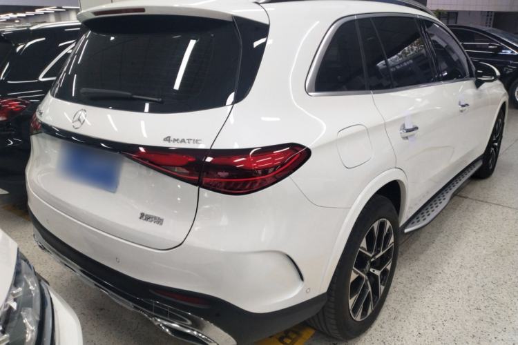 Used Mercedes-Benz GLC 2023 Facelift GLC 260 L 4MATIC Dynamic Version 5 Seats
