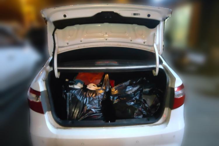 Used Kia K2 2012 Sedan 1.4L MT TOP Commemorative Edition