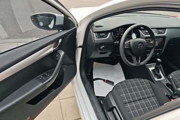 Used Skoda Octavia 2020 1.5L Automatic SmartDrive Comfort Edition