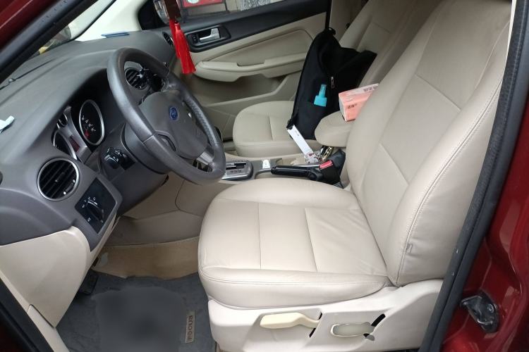 Used Ford Focus 2013 Hatchback Classic 1.8L Automatic Fashion Edition