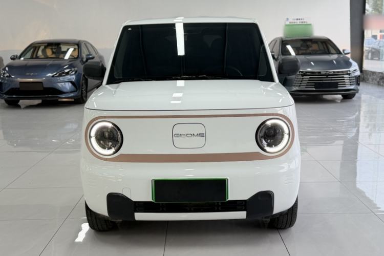 Used Geely Galaxy Panda 2024 Panda Mini 200km Endurance Bear Exterior 2