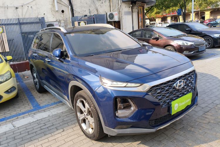 Used Hyundai Santa Fe 2019 380 TGDi TOP Automatic All-Wheel Drive Flagship (HTRAC) – China VI Standard
