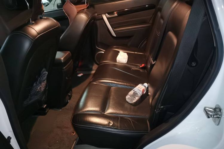 Used Chevrolet Captiva 2014 2.4L Two-Wheel Drive Urban Version 7 Seats