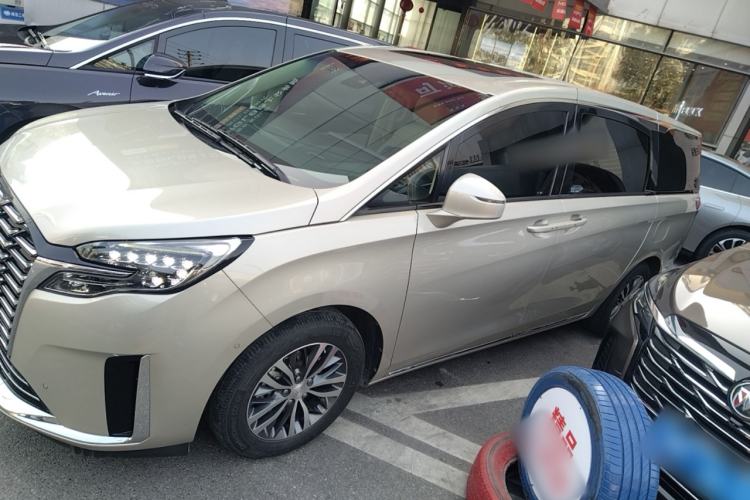 Used Buick GL8 2023 ES Lu Zun Deluxe Model
