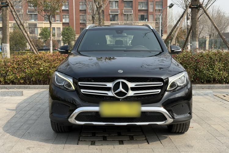 Used Mercedes-Benz GLC 2018 Facelift GLC 200 4MATIC Exterior 6