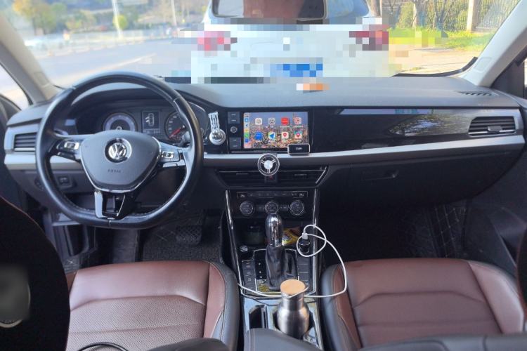 Used Volkswagen Lavida 2018 280TSI DSG Luxury Edition China V Standard Center Console