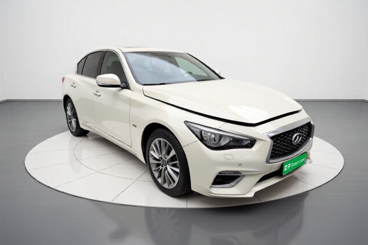 Used Infiniti Q50L 2018 2.0T Enjoyment Version China VI Standard
