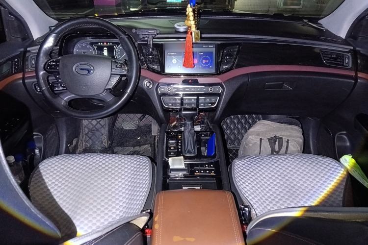 Used GAC Trumpchi GS8 2019 390T Two-Wheel Drive Luxury Smart Connectivity Version (7 Seats)