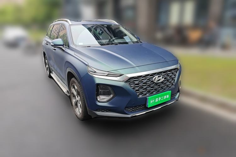 Used Hyundai Santa Fe 2020 380 TGDi Automatic Two-Wheel Drive GLS Luxury Edition Front Right 45 Deg