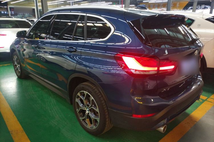 Used BMW X1 2022 sDrive25Li Leading Model Rear Left 45 Deg