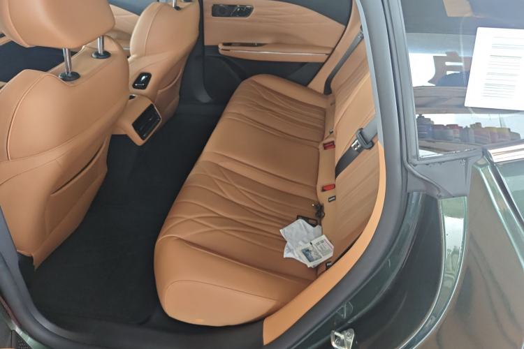 Used Geely Galaxy 8 2025 130km EM-i Deluxe Edition Left Rear Seat