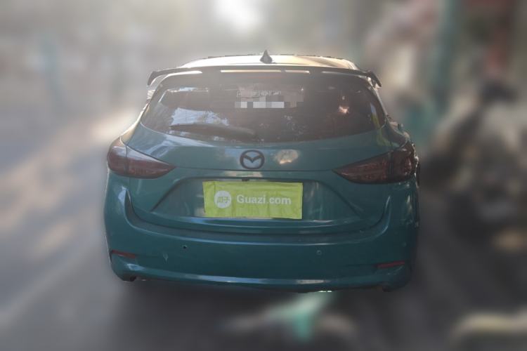 Used Mazda Mazda 3 Axela 2017 Hatchback 2.0L Automatic Luxury Model Emission Standard China V
