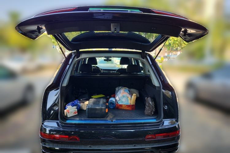 Used Audi Q7 2022 55 TFSI quattro S line Sport model