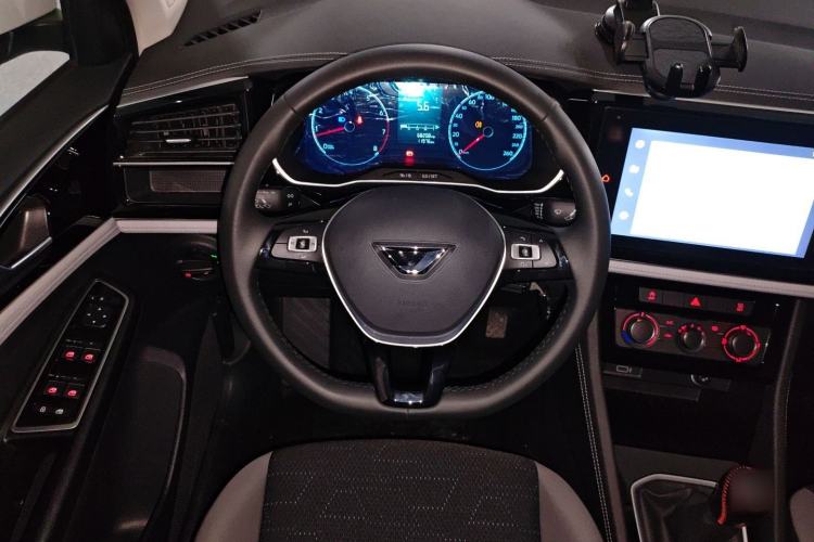 Used Jetta VS5 2024 280TSI Manual Pioneer Edition Steering Wheel