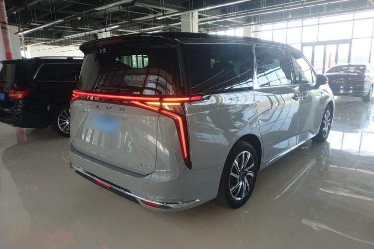 Used SAIC MAXUS G90 2022 2.0T Xingyun Seven-Seater Version Rear Right 45 Deg