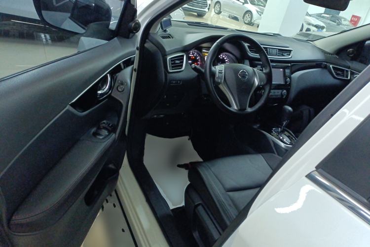 Used Nissan Qashqai 2017 2.0L CVT Luxury Edition China V Standard