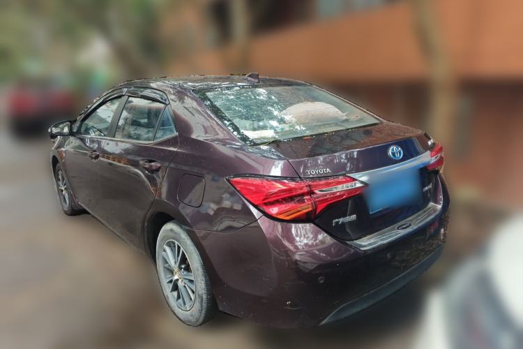 Used Toyota Levin 2016 Dual-Engine 1.8H GS E-CVT Elite Model with Sunroof
