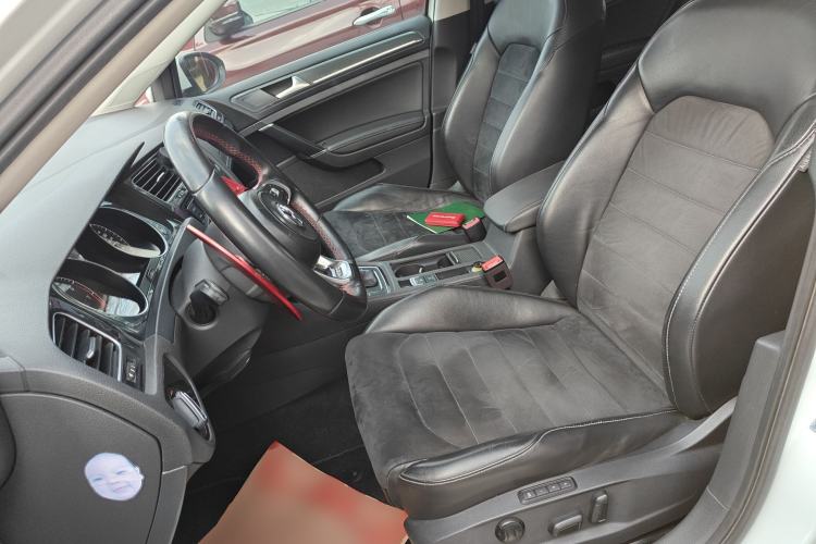 Used Volkswagen Golf 2018 230TSI Automatic Luxury Version