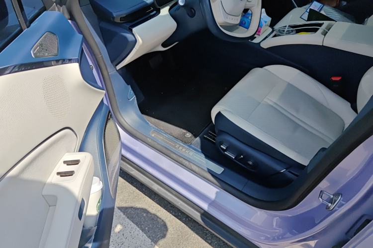 Used Zeekr 007 2024 Rear-Drive Intelligent Driving Version 75 kWh
