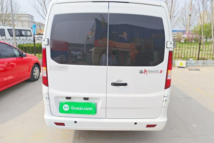 Used CHANGAN KAICHENG Ruixing EM80 2025 Passenger Version Comfort Model 7 Seats 300 km Side-Hinged Doors Rear