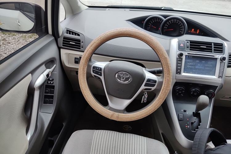 Used Toyota Verso 2012 180V CVT Supreme Edition Steering Wheel