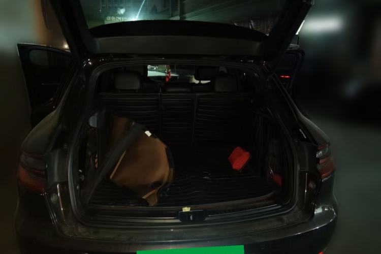 Used Porsche Macan 2017 Macan 2.0T Trunk