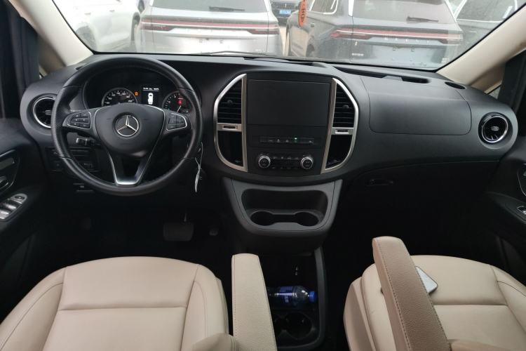 Used Mercedes-Benz Vito 2023 2.0T Business Version 7 Seats
