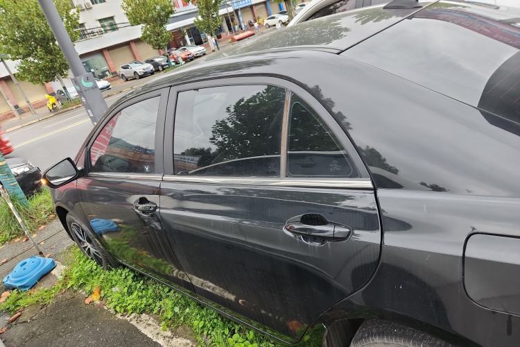 Used BYD Surui 2015 1.5L Manual Luxury Model
