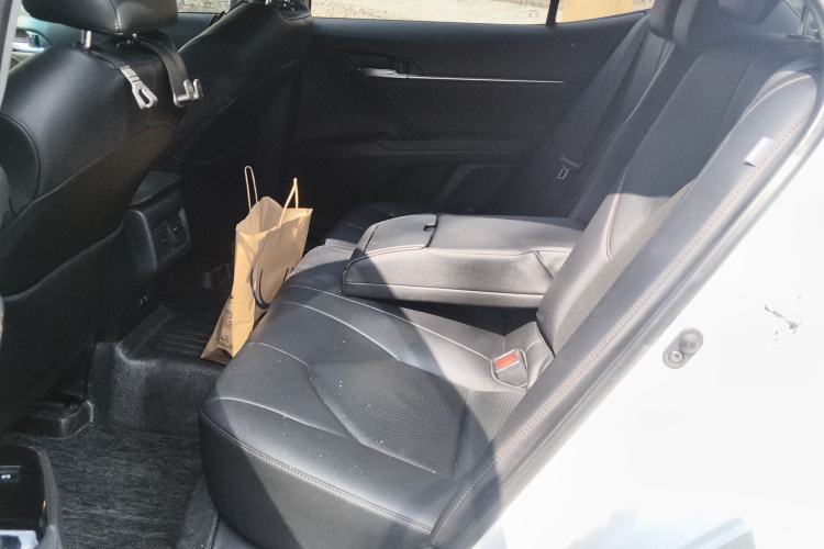 Used Toyota Camry 2019 2.0G Luxury Edition China VI Standard