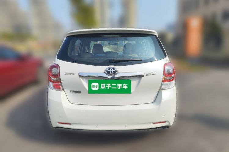 Used Toyota Verso 2014 Starlight 180E CVT Elite Edition
