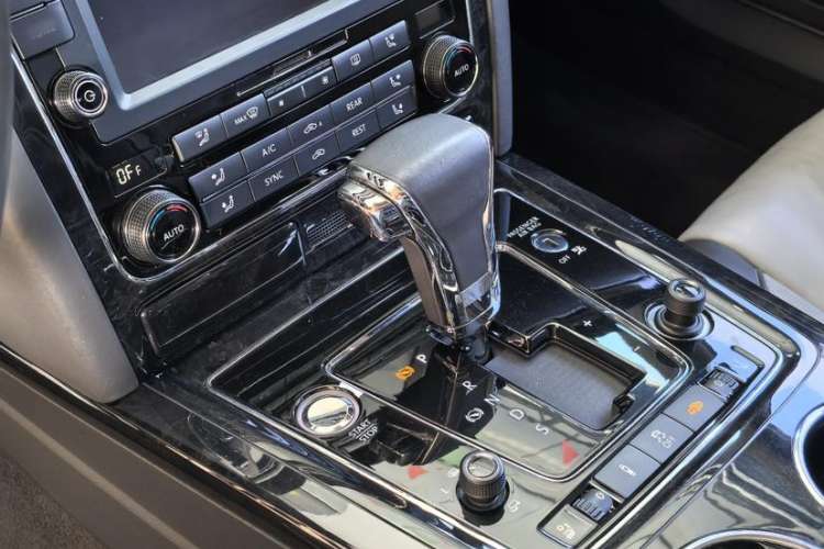 Used Volkswagen Phaeton 2014 3.0L Business Model